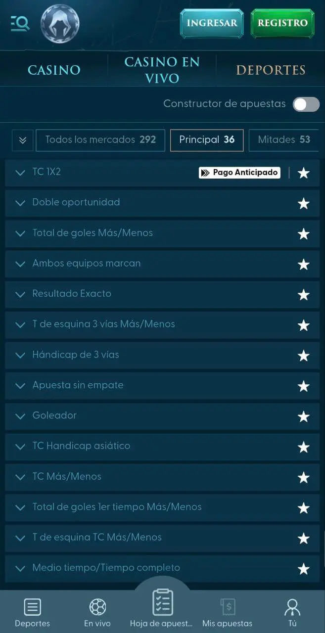 Interfaz de la aplicación móvil de Slotuna Casino mostrando el login y selección de juegos